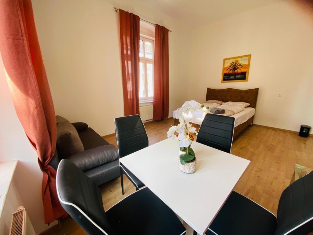 וינה Quad-Room Near Prater Stern מראה חיצוני תמונה